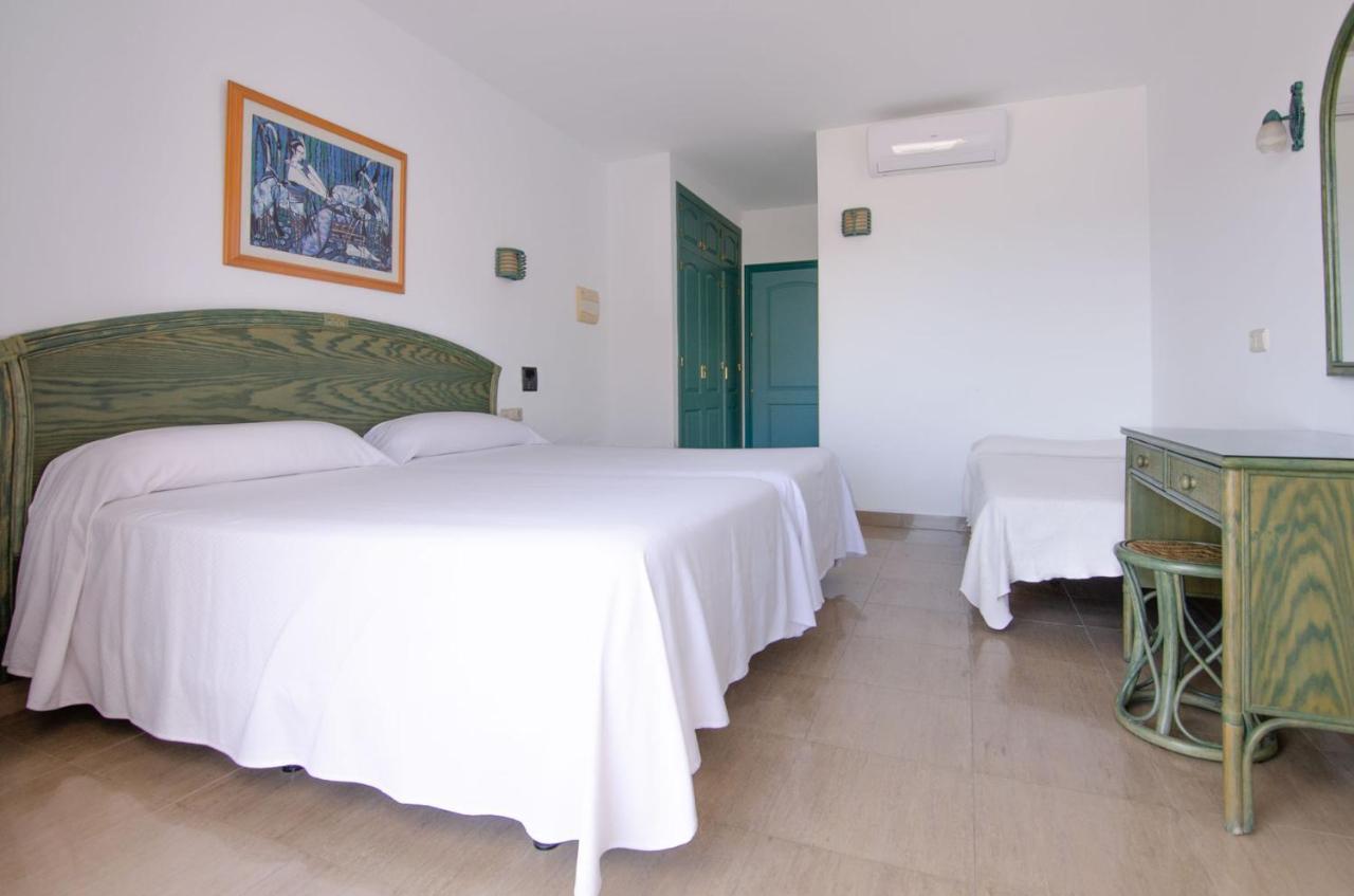 Hostal Manolo Garrucha Exteriör bild